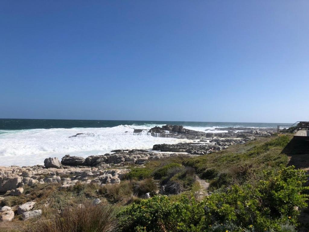 Whale Rock Estate Hermanus sea view apartment Exterior foto